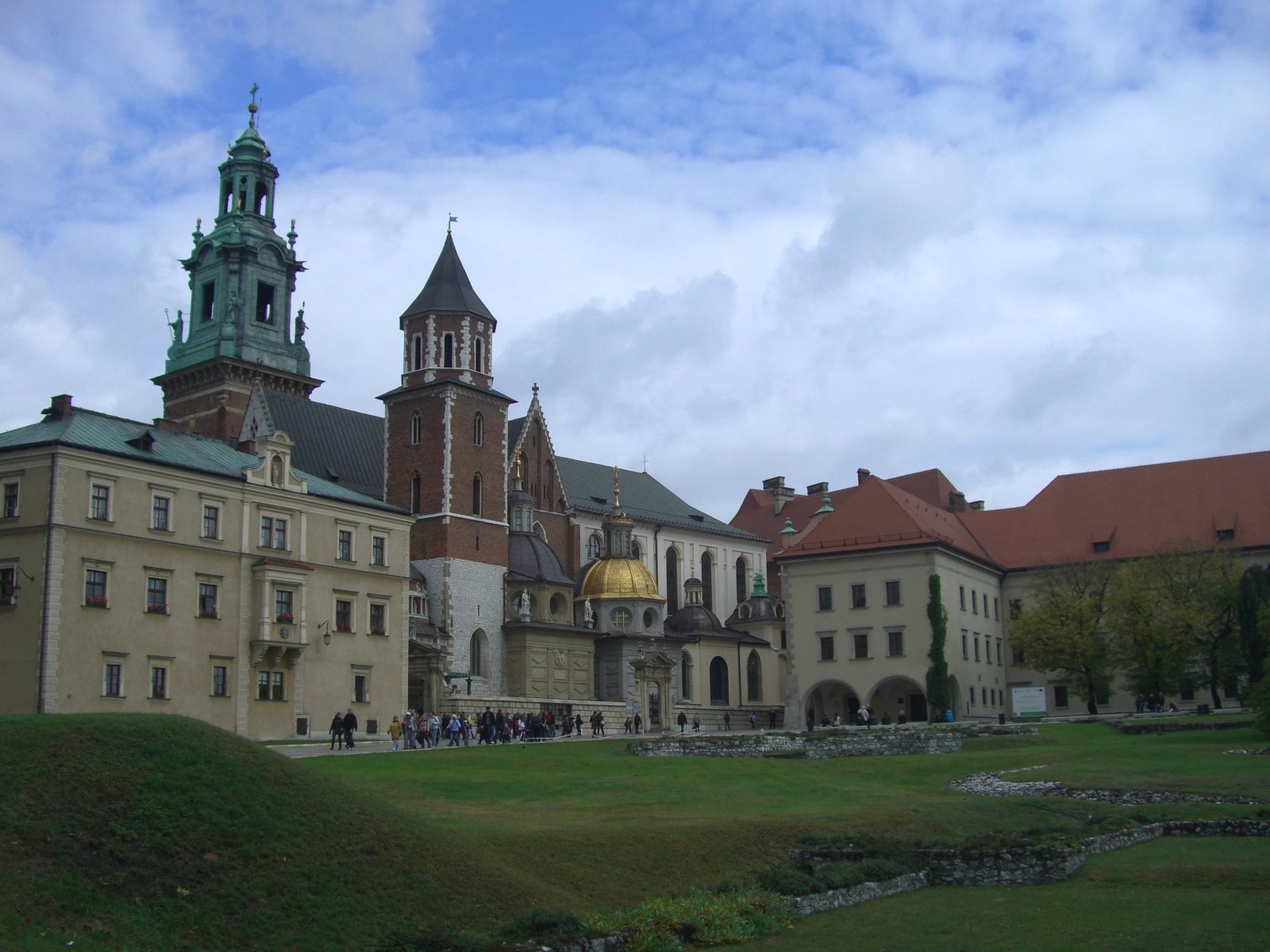 Wawel Royal Castle And Cathedral